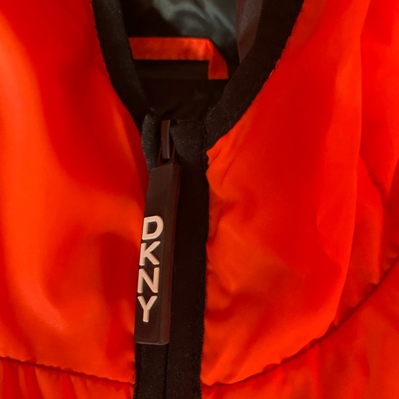 DKNY Men’s Hooded Puffer Jacket - Picture 5 of 11